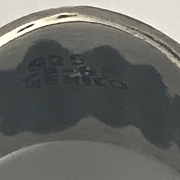 Sterling Silver ring - Picture 6 of 6